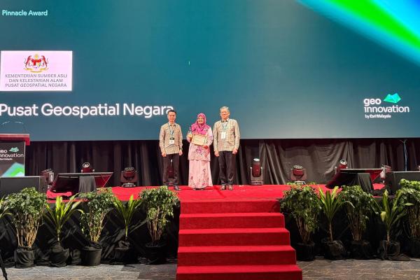 Sesi Temu Bual Khas Pengarah PGN oleh The Edge Malaysia