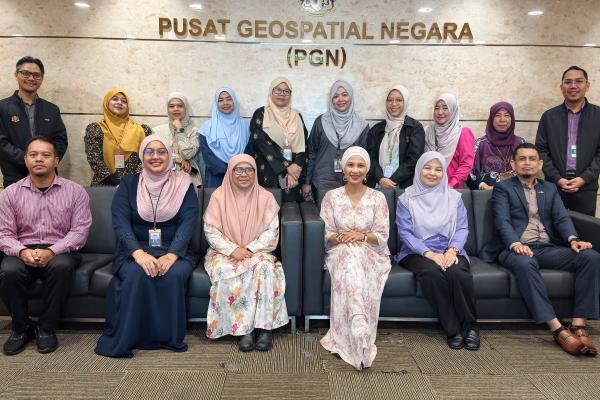 Latihan Pembangunan Dashboard